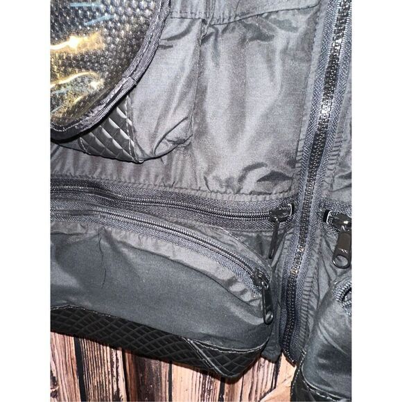 Tamrac Vest Men’s Medium Gorpcore Cargo Black Camera Fishing Utility Biker Vinta - Picture 4 of 9